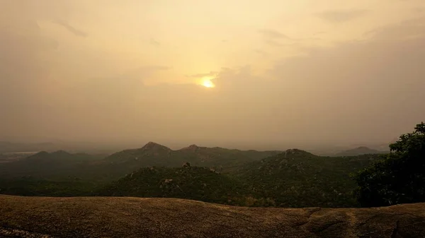 Beautiful Scenic Landscapes View Avalabetta Peak Located Chikaballapur Karnataka Picturesque — Stock Photo, Image