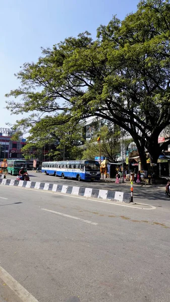 2023年1月1日印度卡纳塔克邦班加罗尔 靠近Shivaji Nagar巴士站的班加罗尔城市道路景观 — 图库照片