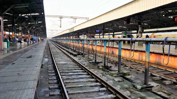 Chennai Tamilnadu Indien December 2022 Utsikt Över Järnvägsspår Plattformar Vid — Stockfoto
