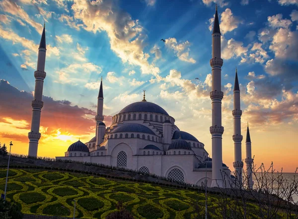 Мечеть Камлика Является Самой Большой Мечетью Турции Снимок Сделан Марта — стоковое фото