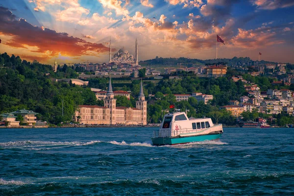 Istanbul Turecko Května 2023 Navrhl Istanbul Magistrát Istanbulské Nové Vozidlo — Stock fotografie