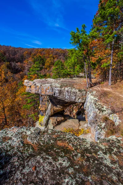 Caída Área Escénica Pedestal Rock Witts Springs Arkansas —  Fotos de Stock