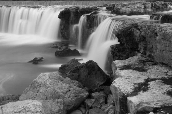 Wodospad Grand Falls Jest Największym Nieprzerwanie Płynącym Naturalnym Wodospadem Missouri — Zdjęcie stockowe