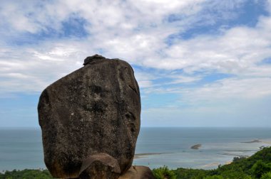 Koh Samui, Tayland Doğal Kayalık ve Manzarası 'nda Benzersiz Çakışan Taş oluşumu