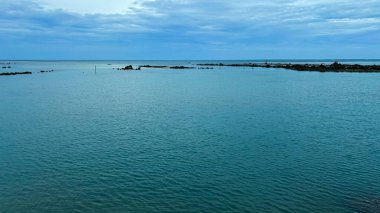 Tayland, Koh Samui 'deki Hua Thanon Sahili' nden Serene ve bozulmamış Deniz Manzarası Tayland Körfezi 'ndeki Gizli Mücevher