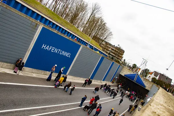 Bremerhaven Almanya 'daki liman tüneli festivali, tüm aile için eşsiz bir deneyim.