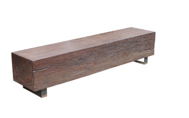 Pas üzerine kahverengi uzun tahta sandalye ve beyaz arka planda eski bacak, vintage, nesne, dekor, kopyalama alanı