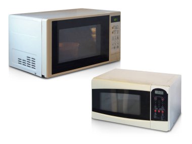 Beyaz zemin üzerinde iki eski beyaz ve siyah mikrodalga, beyaz duvar arkaplanı, teknoloji, nesne, feribot, elektrik; kopyalama alanı