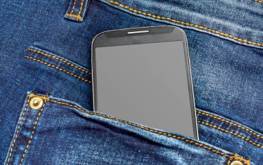 Kotun ön cebinde akıllı telefon. Kapat..