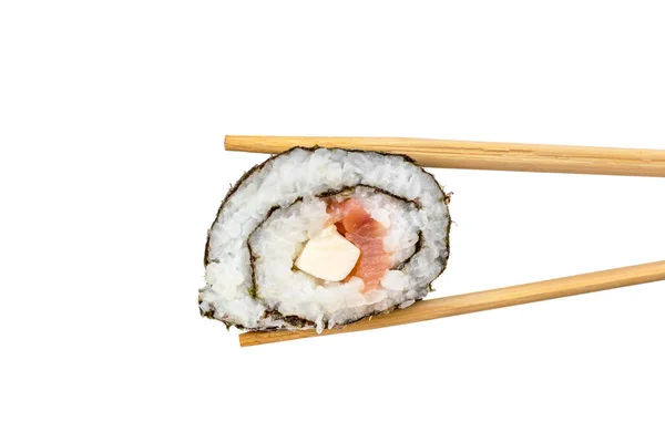 Chopsticks Bevat Sushi Roll Geïsoleerd Wit — Stockfoto