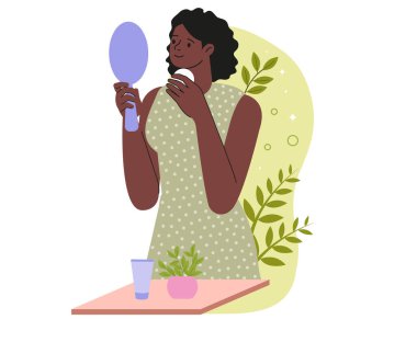 Her gün cilt bakımı konsepti. Güzel bir Afrikalı genç Amerikalı kız aynaya bakar ve temizleyici jel sürer ya da yüzüne ovalar. Çizgi film düz vektör çizimi beyaz arkaplanda izole edildi