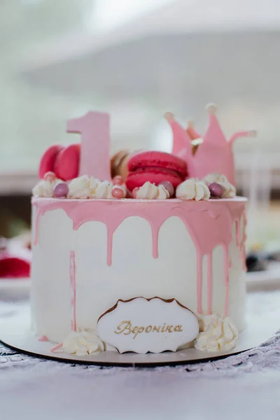 Torta Festiva Rosa Compleanno Una Ragazza — Foto Stock