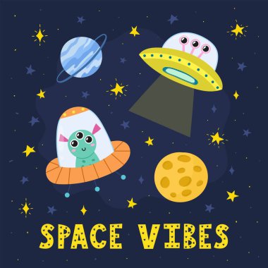 Uzay titreşimleri uçan dairedeki sevimli uzaylılarla basılıyor. Çizgi film stili kozmik kart. Komik karakterler, gezegenler ve el yazması harfler. Tişört ve giysi için harika. Vektör illüstrasyonu