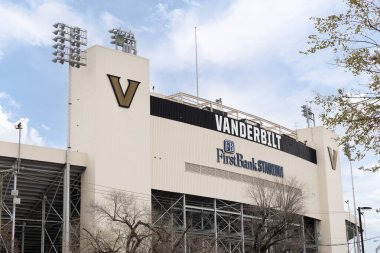 Nashville, TN, ABD - 13 Mart 2023: FirstBank Stadyumu, 1922 yılında inşa edildi, Vanderbilt Üniversitesi Commodores futbol takımına ev sahipliği yapmaktadır.. 
