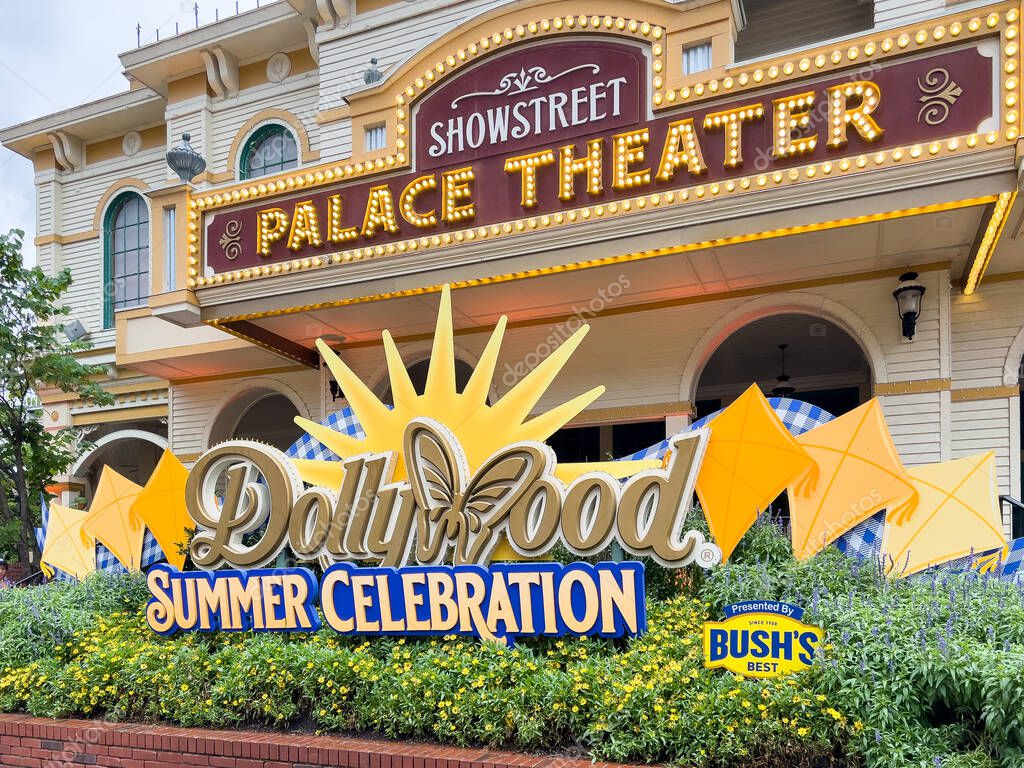 PIGEON FORGE, TN, USA - AUGUST 1, 2022: The entrance to Dollywood with the amusement park logo. Dollywood is Dolly Parton's famous amusement park located in the Smoky Mountains.
