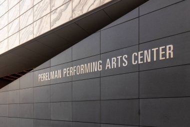 New York, New York, ABD - 12 Aralık 2023: The Perelman Performing Arts Center (PAC NYC olarak da bilinir), Aşağı Manhattan 'daki Dünya Ticaret Merkezi yakınlarında yer alan çok mekânlı bir gösteri sanatları merkezidir..