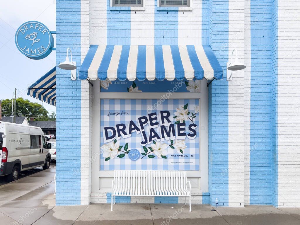 Nashville, IL, USA - June 29, 2024: Draper James, founded by Reese Witherspoon, is a cozy boutique with Southern style. This Nashville store is the flagship store in the 12 South neighborhood.