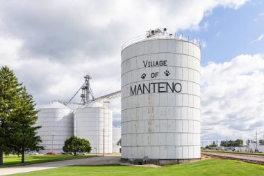 Manteno, IL, USA - July 19, 2024: Manteno is a small town in Kankakee county with a population under 10,000 people. The village was incorporated in 1869. clipart