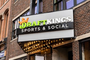 Nashville, TN, ABD - 8 Mart 2025: DraftKings Sports and Social, Nashville şehir merkezindeki bir bar ve restorandır..