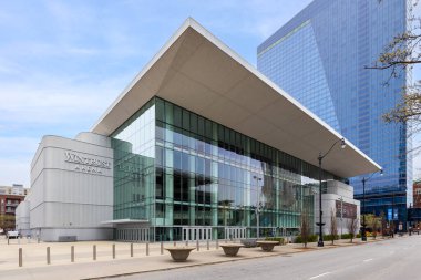 Chicago, IL, ABD - 17 Nisan 2025: Wintrust Arena, Chicago Loop 'taki McCormick Place' in karşısında yer almaktadır..