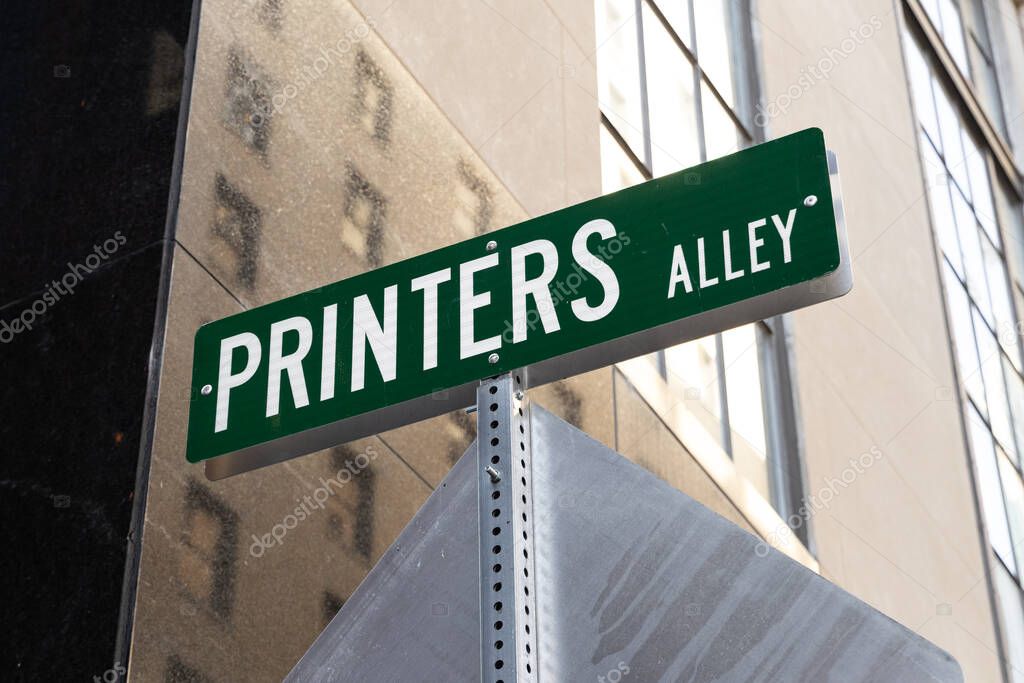 Nashville, TN, USA - September 29, 2025: Printers Alley is a small, historic entertainment district in downtown Nashville featuring nightclubs, bars, and live music.