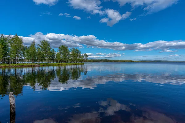 Чудовий Літній Краєвид Через Воду Великого Озера Швеції Старий Паровий — стокове фото