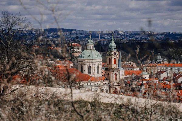 Prag Tschechien März 2023 Altstadtpanorama Vom Petrin Hügel Rote Dächer — Stockfoto
