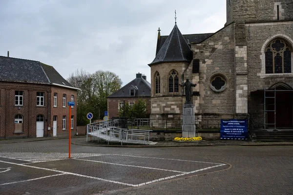 Denderleeuw East Flemish Region Belgium 2022 Square Local Church Village — 스톡 사진