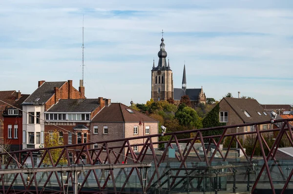 Aarschot Flaman Brabant Belçika 2022 Demiryollarından Alınan Köprü Şehir Manzarası — Stok fotoğraf