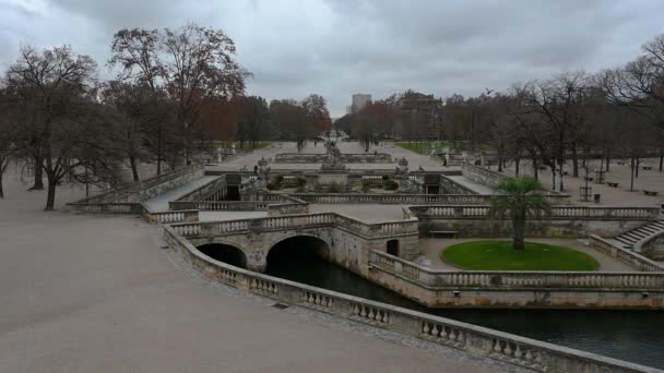 Nimes Occitanie France 2023 Landscape View Fountain Gardens Pedestrians Winter — Video Stock