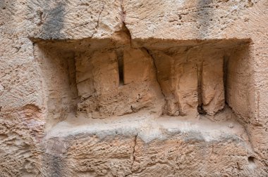 Kralların Mezarları 'nın yıpranmış taşları, Paphos ilçesi, Kıbrıs