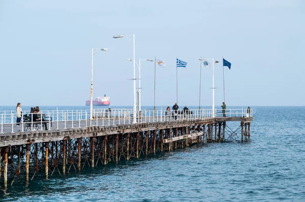 Limassol Cyprus Maart 2023 Diagonaal Uitzicht Houten Pier Bij Oude — Stockfoto