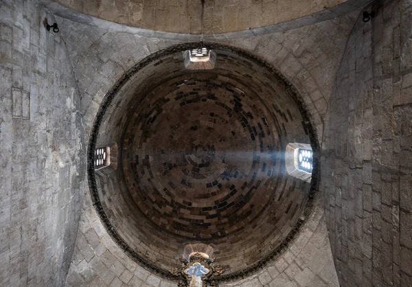 スーズ キプロス 2023年3月27日 聖ネオフィトス修道院の内部ドーム — ストック写真
