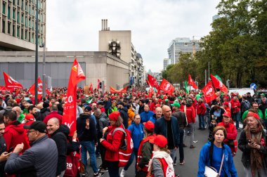 Brüksel, Belçika, 5 Ekim 2023 - Sendikaların protesto yürüyüşü