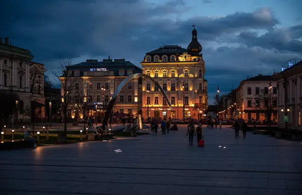 Krakow Polandia Maret 2024 Orang Orang Berjalan Alun Alun Nowaka — Stok Foto