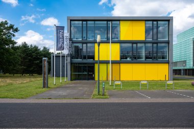 Eindhoven, Kuzey Brabant, Hollanda, 10 Temmuz 2024 - Üniversite kampüsündeki Northc bilim merkezinin çağdaş binası