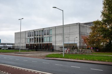 Budbee teslimat ve lojistik şirketi Amsterdam, Hollanda, NOV 15, 2024