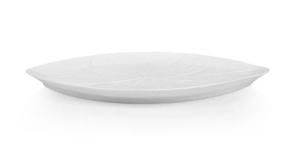 白い背景に隔離された白い楕円形のセラミックプレート — ストック写真