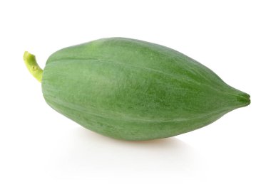 yeşil papaya beyaz arkaplanda izole.