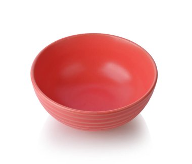  Boş turuncu seramik kase, tırtıklı kase beyaz arka planda izole edilmiş..,