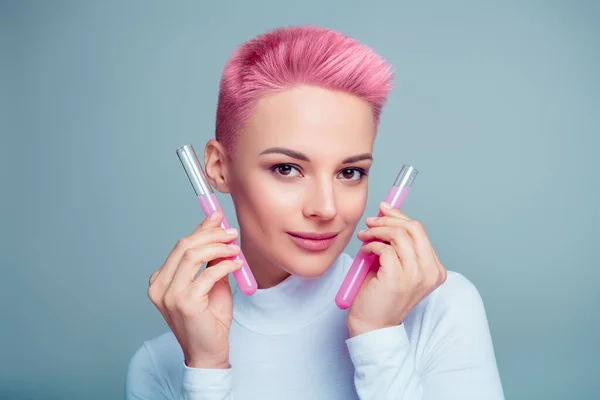 Closeup Studio Portrait Professional Beauty Doc Expert Try New Essence — Fotografia de Stock