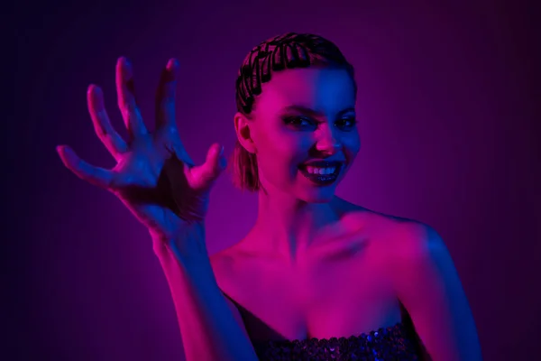 Photo Stunning Gorgeous Lady Make Scratch Gesture Playing Devil Night — Stock Photo, Image