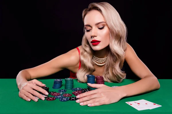 Foto Von Phantasie Atemberaubende Dame Tragen Sexy Kleid Gewinnen Casino — Stockfoto