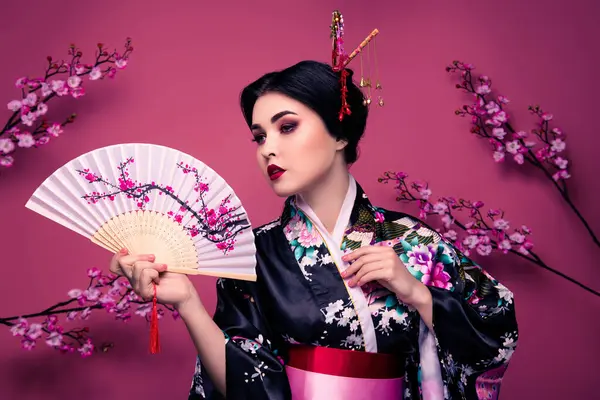 Photo Cute Lovely Elegant Woman Kimono Performing National Dance Isolated — Stock Photo, Image