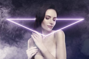 Muhteşem bayan duş banyolarının yaratıcı, soyut şablon kolajı saç yıkama, neon lambası, siber teknoloji..