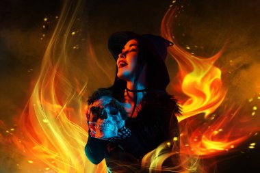 Karanlık cadı şeytani kahkahalar atan kafatasından oluşan gerçeküstü sanat tasarımı kolajı..