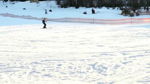 People Ski Snow Slope Slow Motion Winter Ski Resort Ski — Video Stock