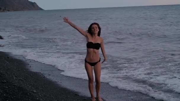 Young Sexy Girl Swimsuit Joy Smiles Enjoys Beach Sea Summer — Vídeo de stock