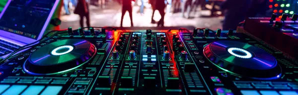 Mixer Profissional Música Uma Festa Concerto Música Eletrônica — Fotografia de Stock