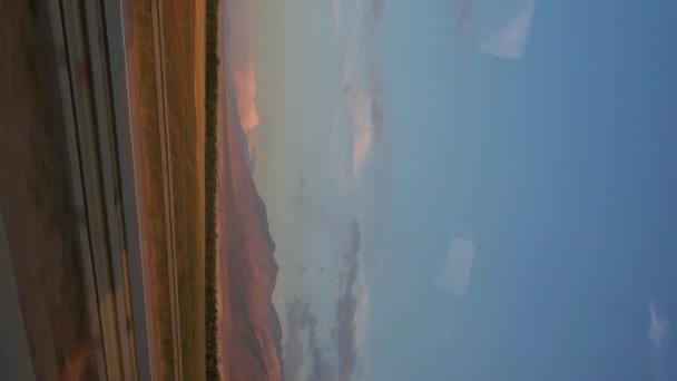 Краєвид Горами Тянь Шань Степах Казахстану Ввечері Заході Сонця Вертикальний — стокове відео